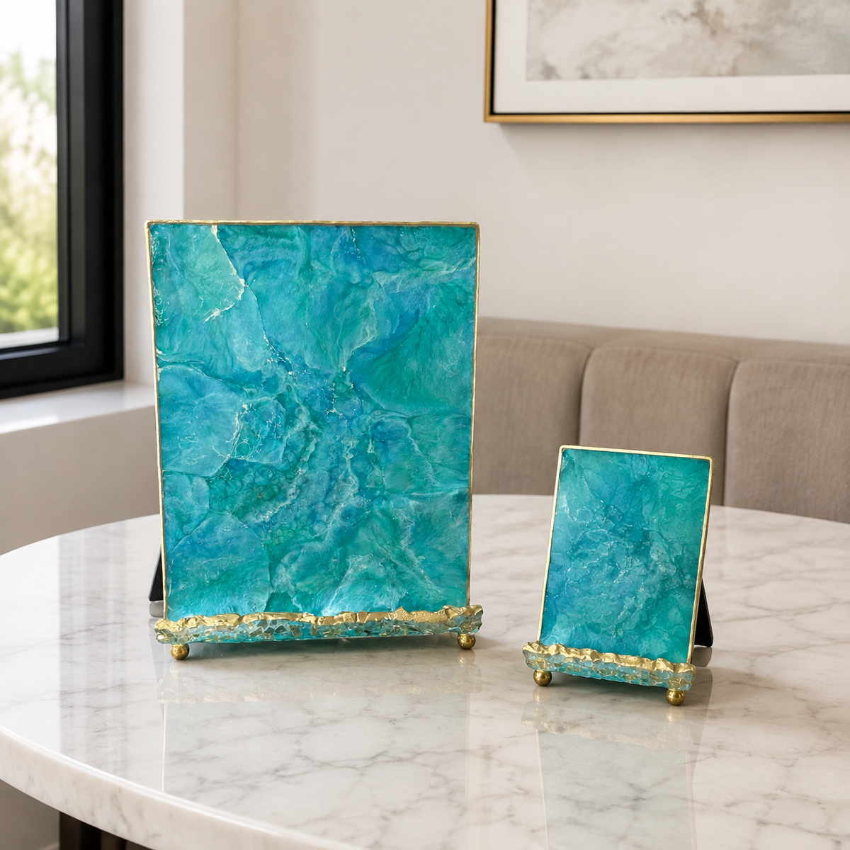 Ocean Colors Handmade Geode Design Epoxy Resin Phone & Tablet Holder