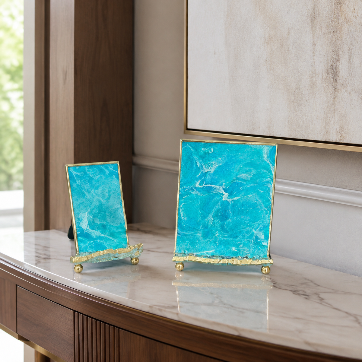 Ocean Colors Handmade Geode Design Epoxy Resin Phone & Tablet Holder