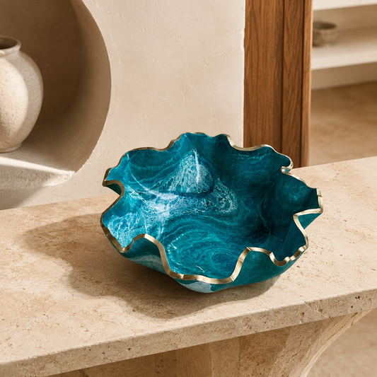 Medium Ocean colors bowl, 11x3" geode design epoxy resin