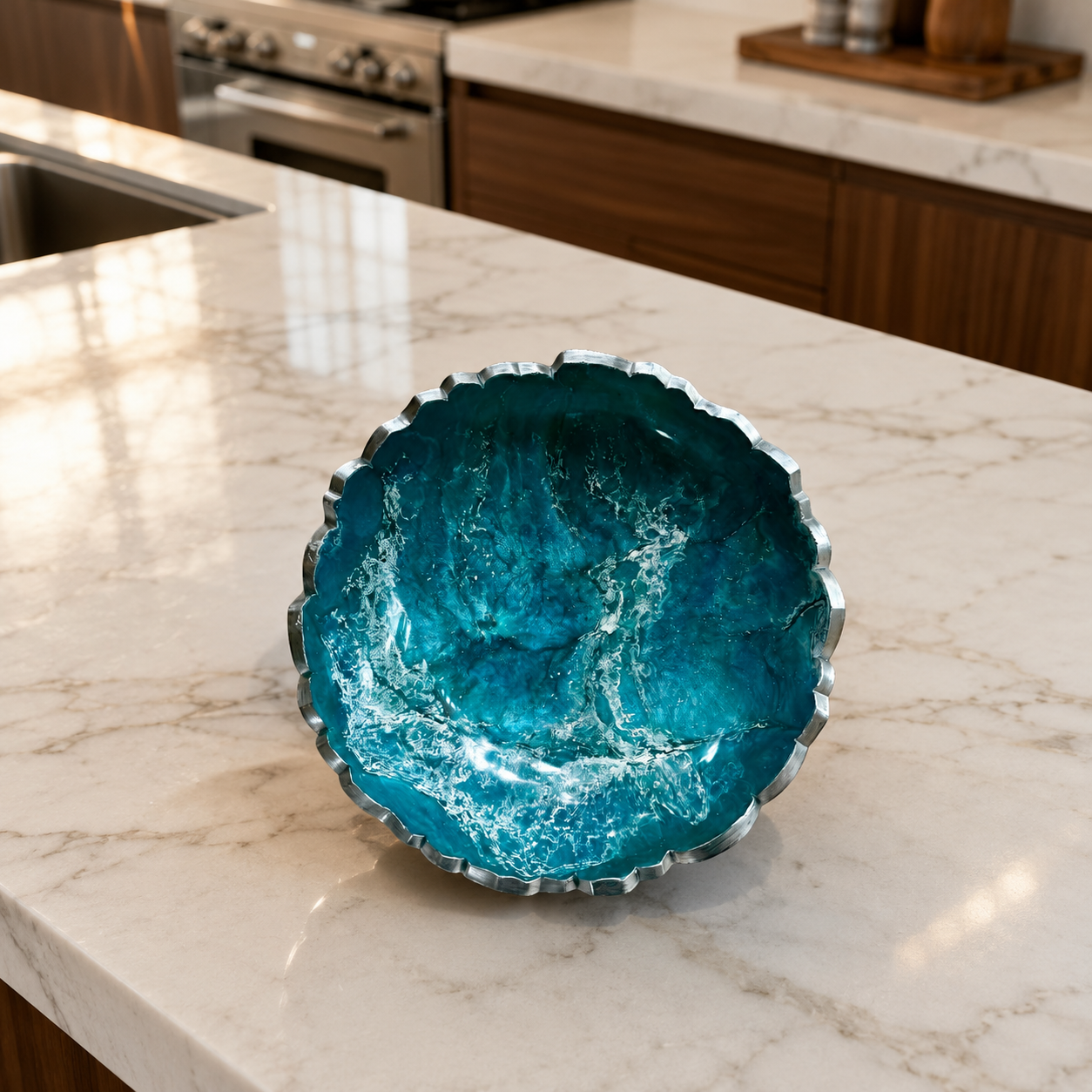 Small Ocean colors bowl, 8x2" geode design epoxy resin