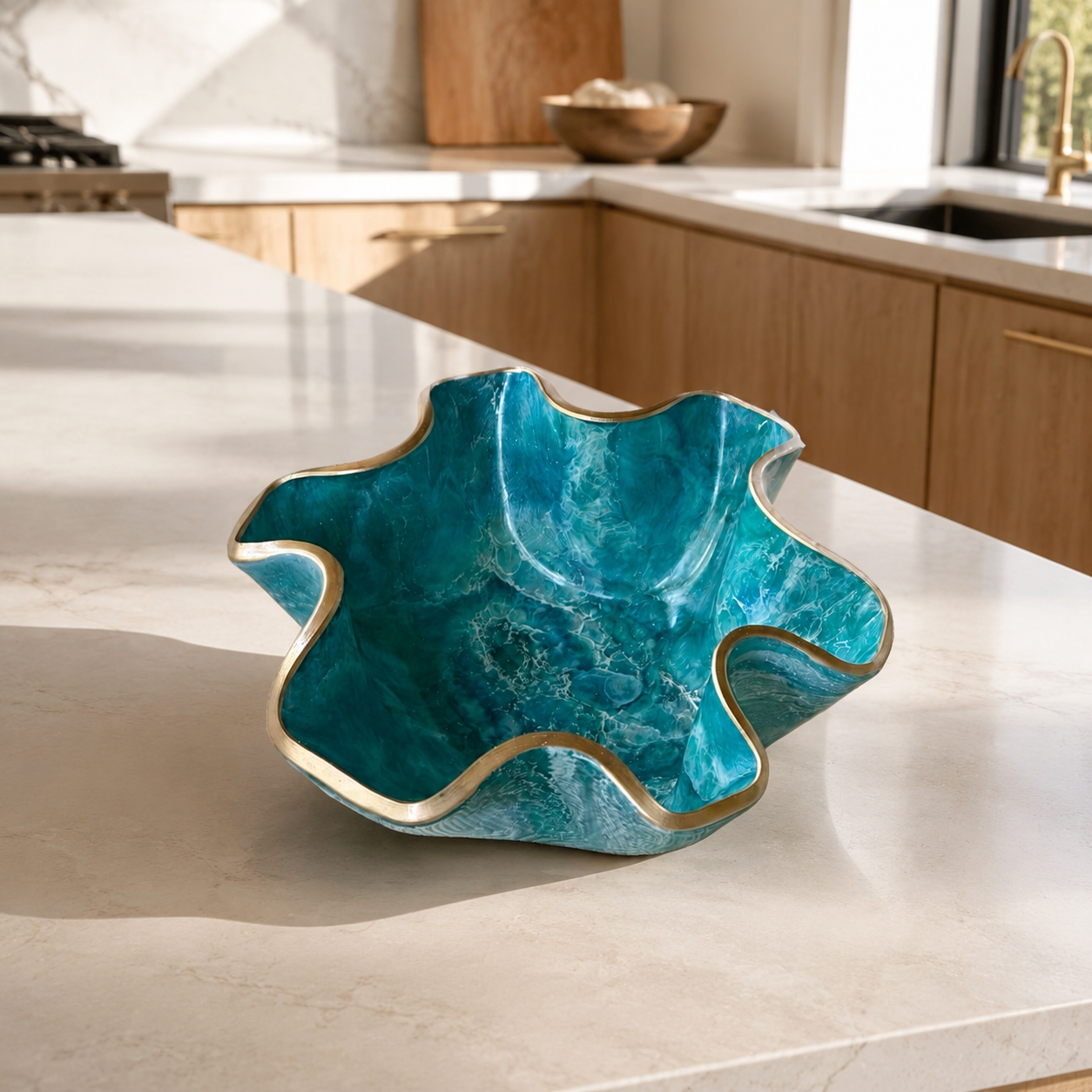 Small Ocean colors bowl, 8x3" geode design epoxy resin