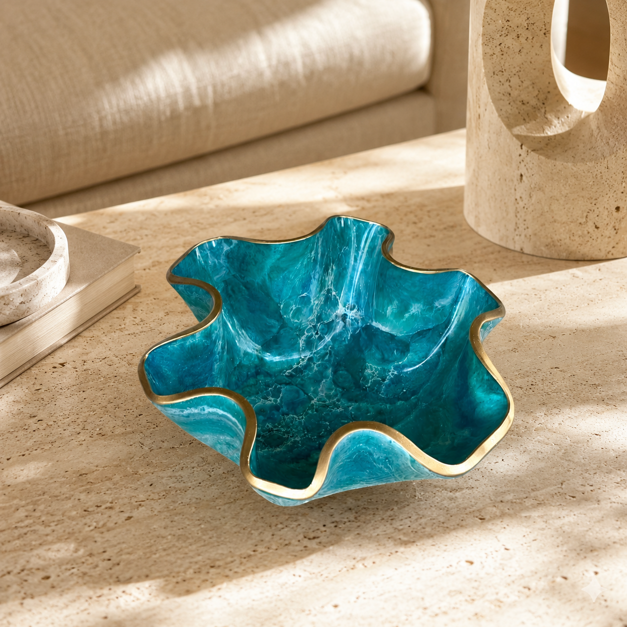 Small Ocean colors bowl, 8x3" geode design epoxy resin
