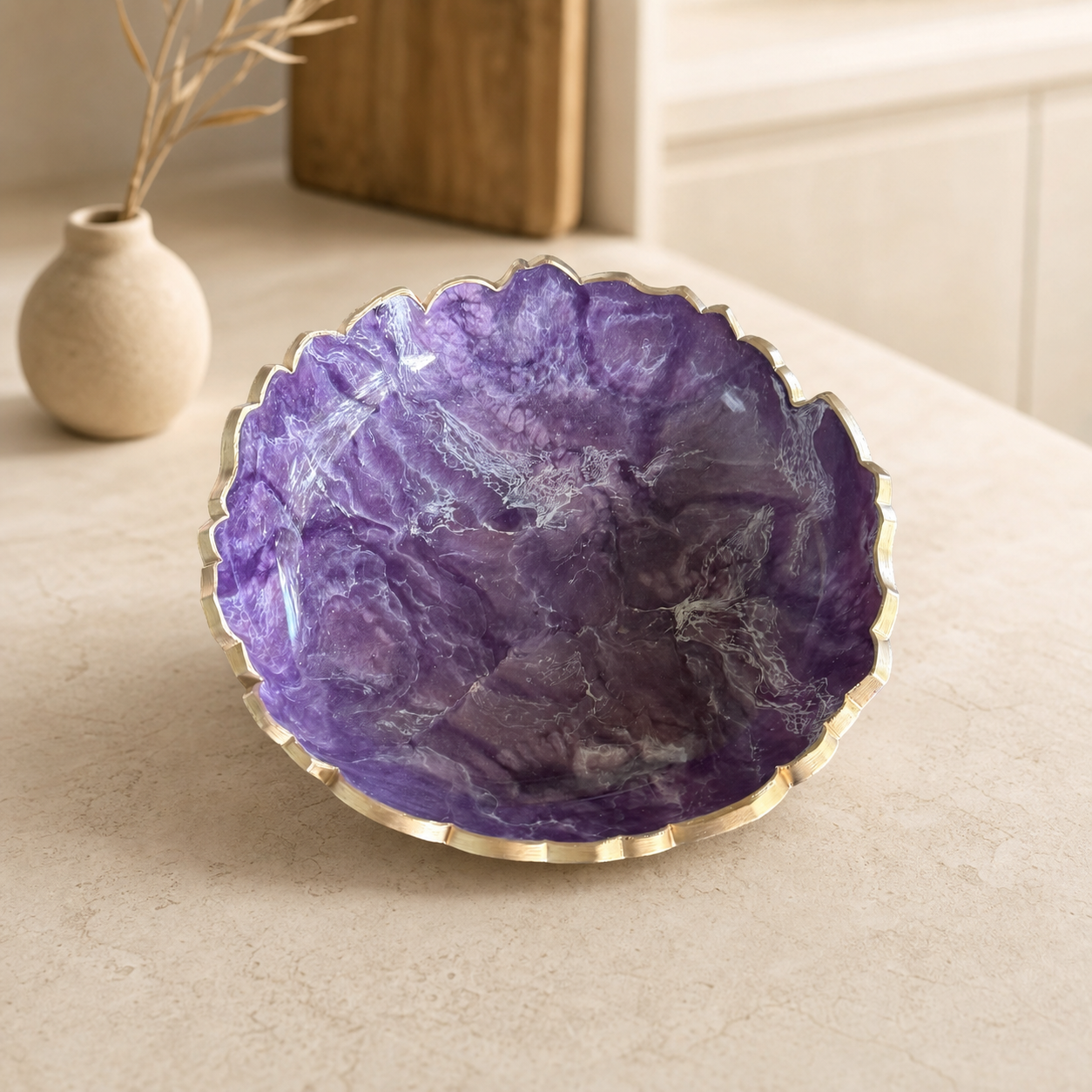 Small Purple bowl, 8x2" geode design epoxy resin
