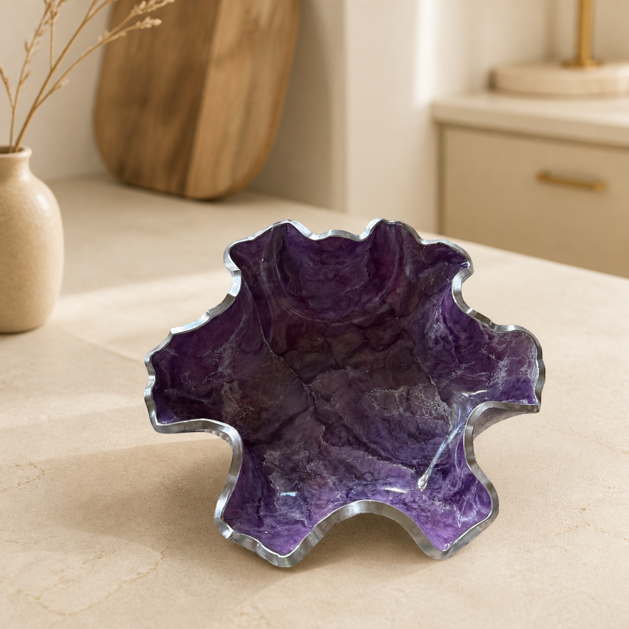 Medium Purple bowl, 11x3" geode design epoxy resin